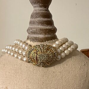 ✨ ELEGANT PEARL AND GOLD CHOKER NECKLACE - STATEMENT PIECE ✨